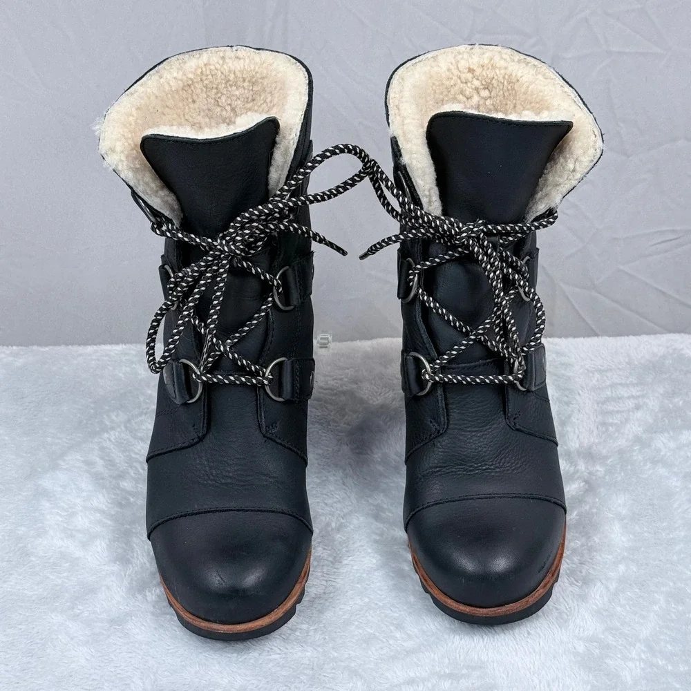 Sorel Joan of Arctic Wedge Boots Womens 8.5 Black Leather Faux Fur Lined Lace Up